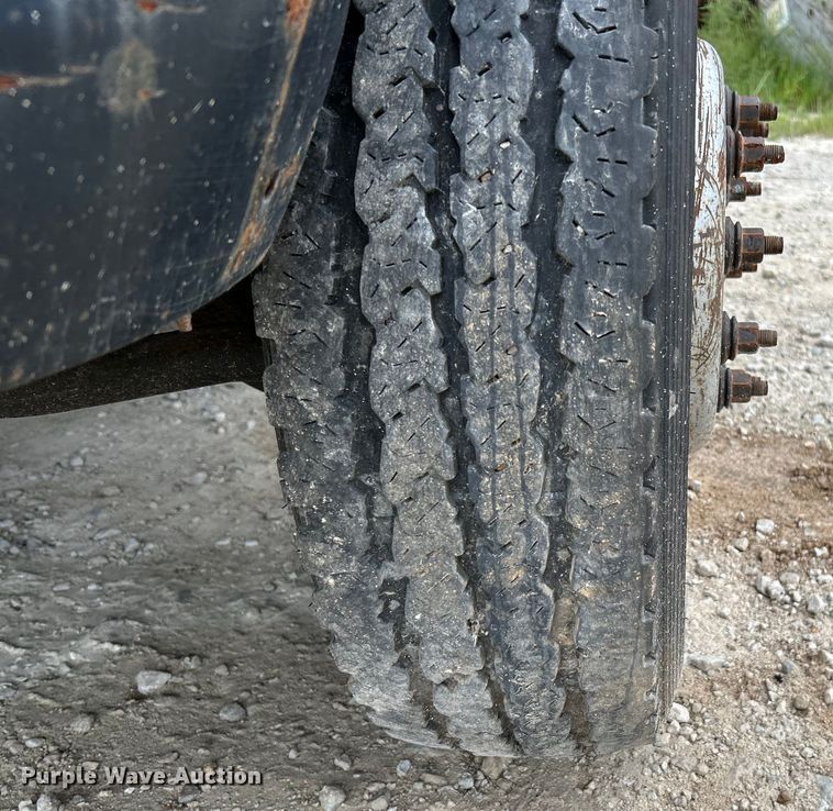 image for item NL9606 2012 Dodge Ram 5500 Heavy Duty  Crew Cab utility / service truck