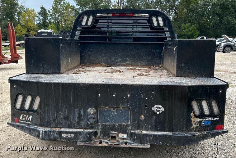 image for item NL9608 2006 Dodge Ram 3500  Mega Cab flatbed pickup truck