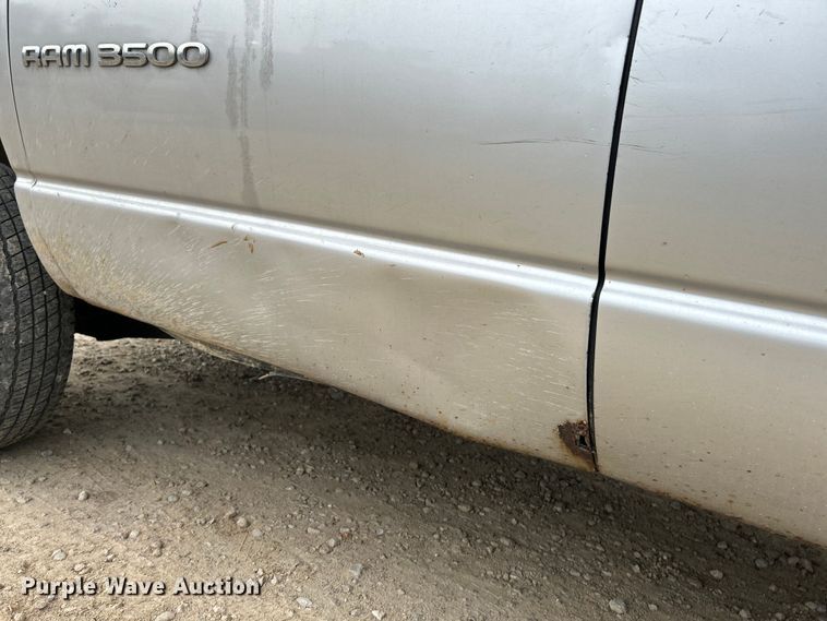 image for item NL9608 2006 Dodge Ram 3500  Mega Cab flatbed pickup truck