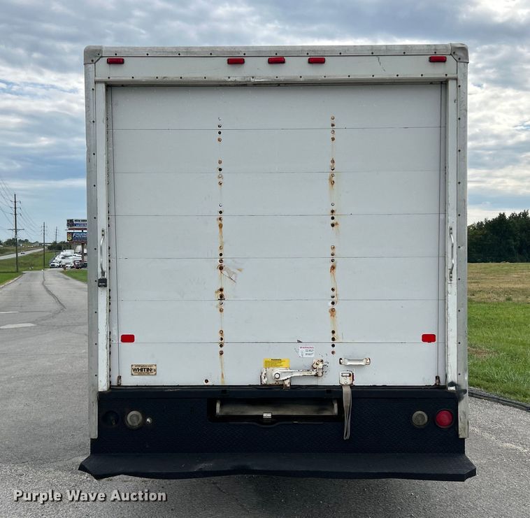 image for item NL9653 2012 Ford E350 Super Duty  box truck