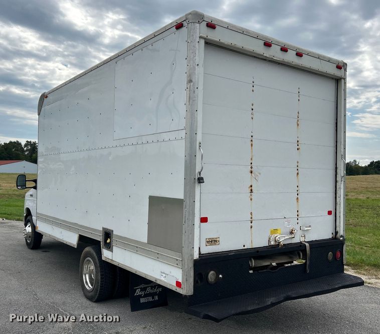 image for item NL9653 2012 Ford E350 Super Duty  box truck