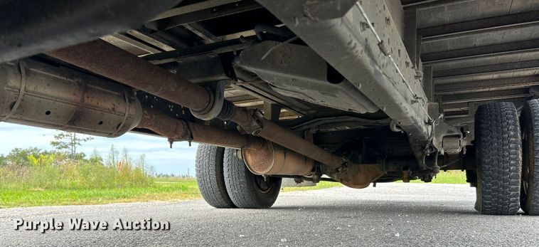 image for item NL9653 2012 Ford E350 Super Duty  box truck