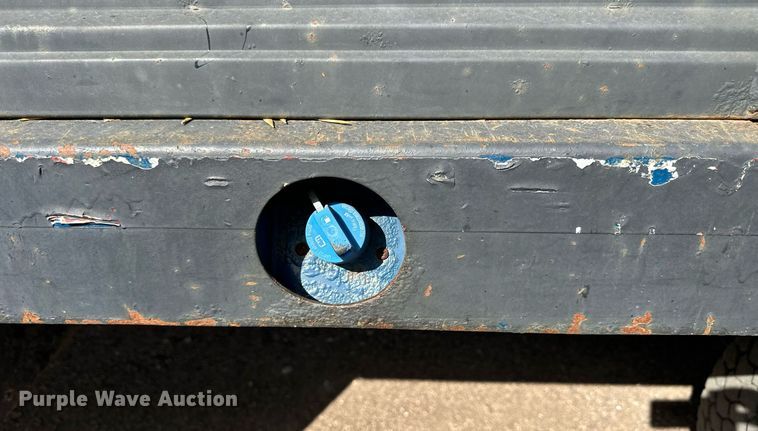 image for item NP9661 2012 Ford F550  flatbed truck