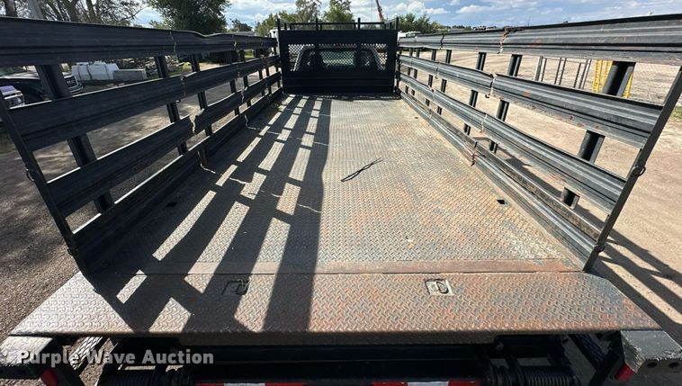 image for item NP9661 2012 Ford F550  flatbed truck