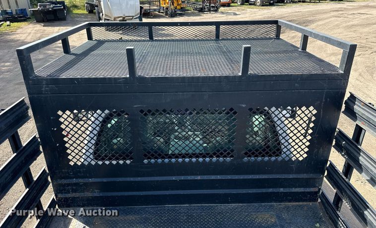 image for item NP9661 2012 Ford F550  flatbed truck