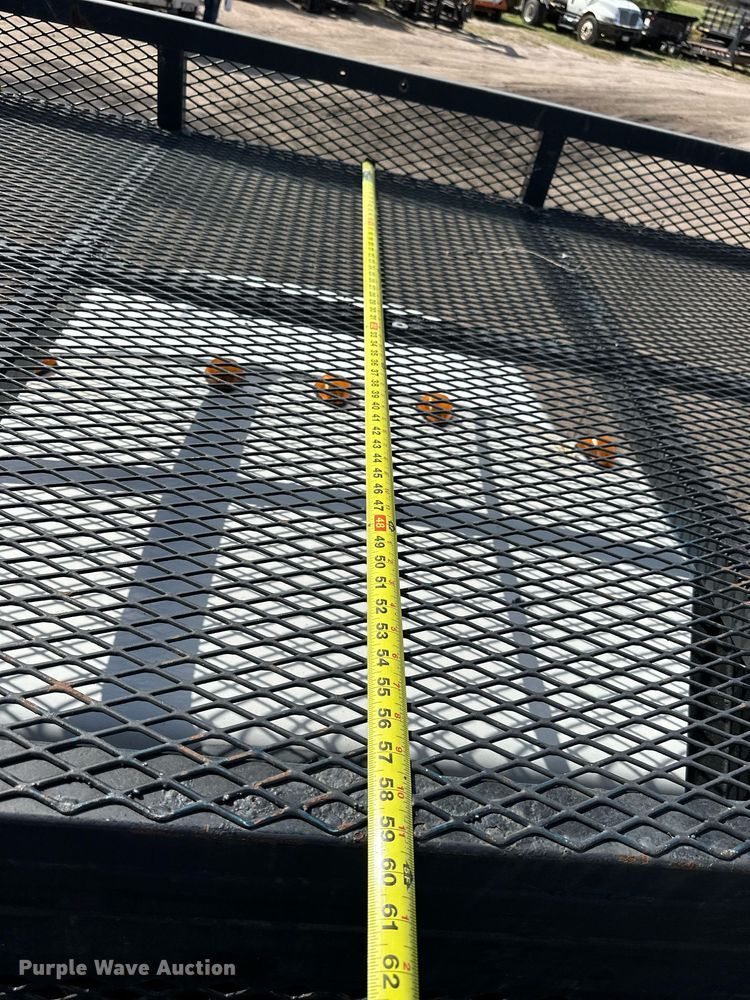 image for item NP9661 2012 Ford F550  flatbed truck