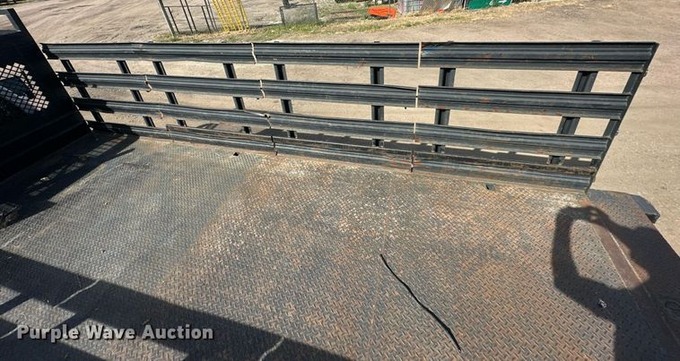 image for item NP9661 2012 Ford F550  flatbed truck