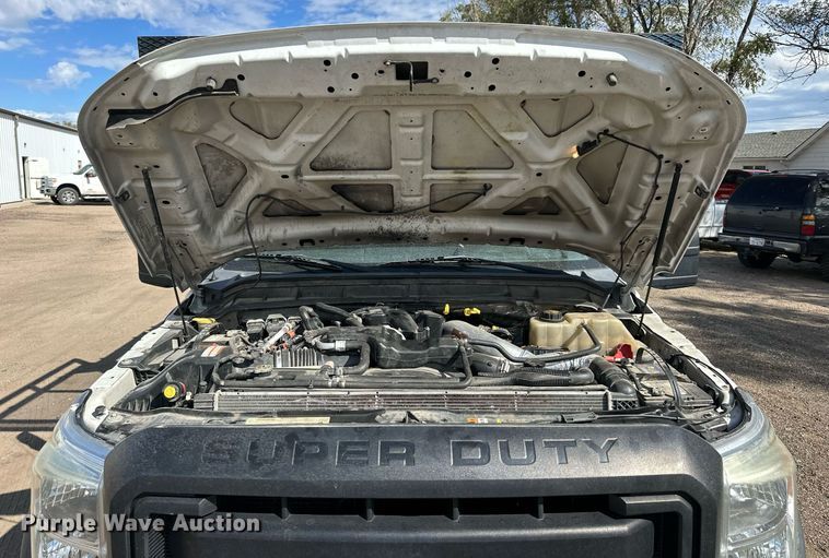 image for item NP9661 2012 Ford F550  flatbed truck