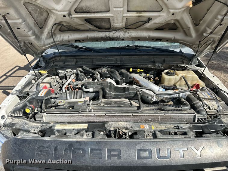 image for item NP9661 2012 Ford F550  flatbed truck