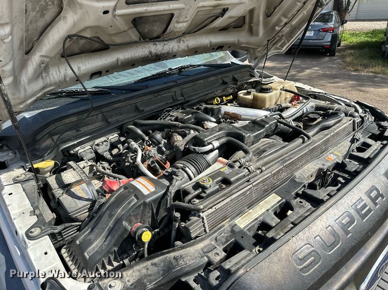 image for item NP9661 2012 Ford F550  flatbed truck