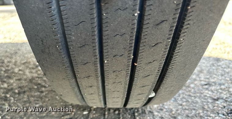 image for item NP9661 2012 Ford F550  flatbed truck