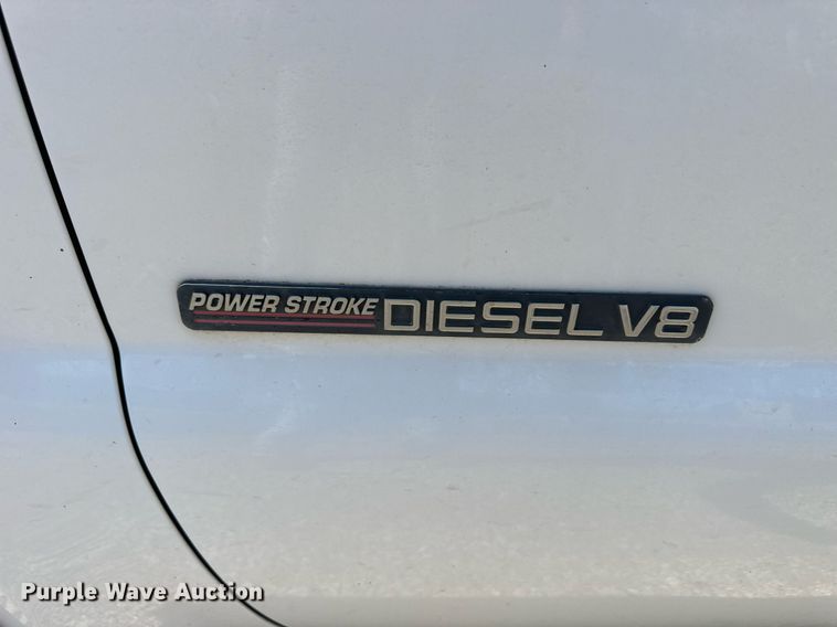 image for item NP9698 1999 Ford F550  flatbed truck