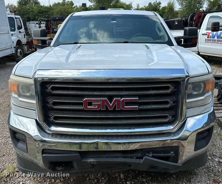image for item NQ9313 2015 GMC Sierra 2500HD  Double Cab pickup truck