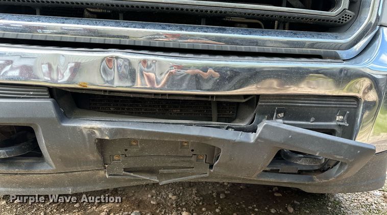 image for item NQ9313 2015 GMC Sierra 2500HD  Double Cab pickup truck