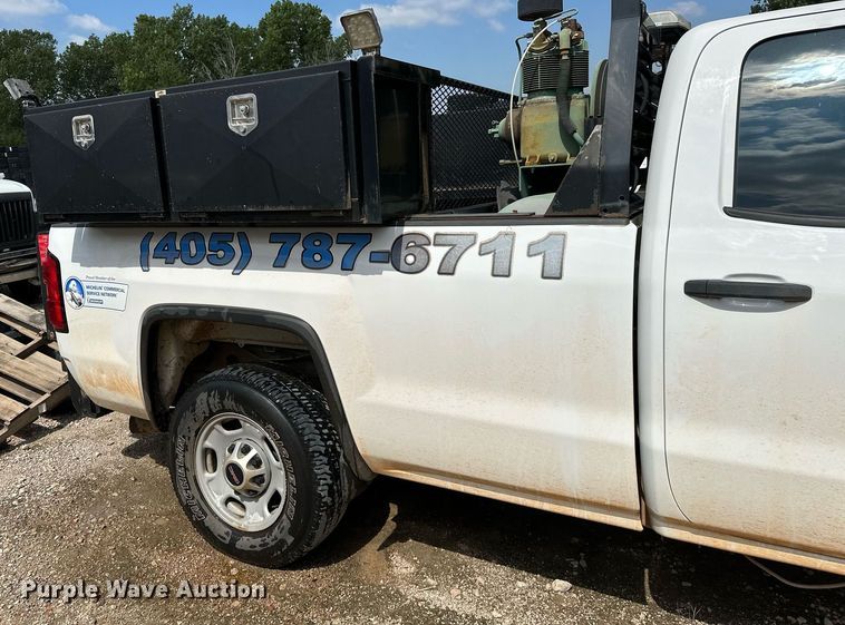 image for item NQ9313 2015 GMC Sierra 2500HD  Double Cab pickup truck