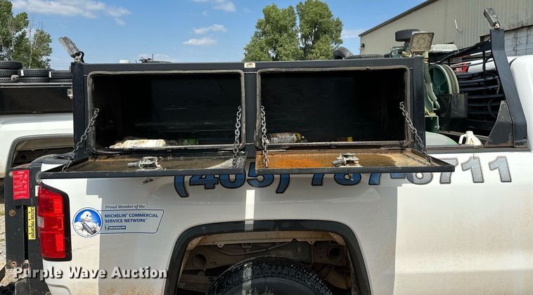 image for item NQ9313 2015 GMC Sierra 2500HD  Double Cab pickup truck