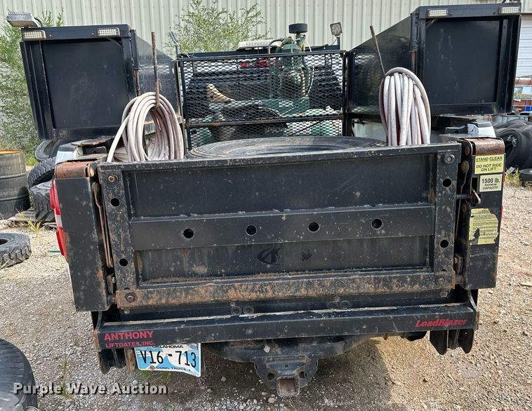 image for item NQ9313 2015 GMC Sierra 2500HD  Double Cab pickup truck