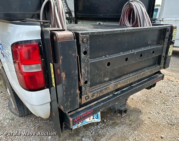 image for item NQ9313 2015 GMC Sierra 2500HD  Double Cab pickup truck