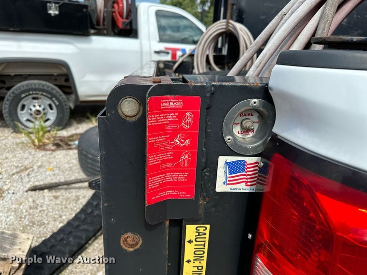 image for item NQ9313 2015 GMC Sierra 2500HD  Double Cab pickup truck