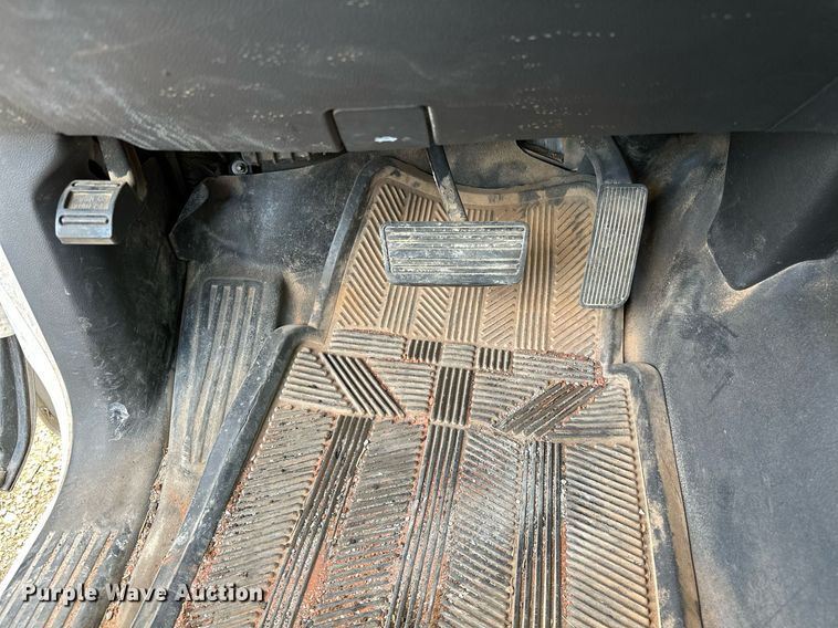 image for item NQ9313 2015 GMC Sierra 2500HD  Double Cab pickup truck