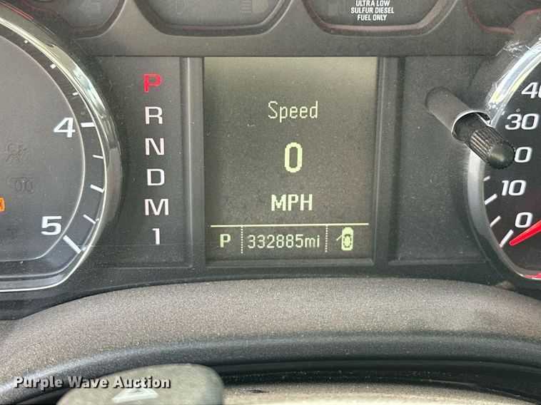 image for item NQ9313 2015 GMC Sierra 2500HD  Double Cab pickup truck