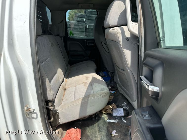 image for item NQ9313 2015 GMC Sierra 2500HD  Double Cab pickup truck