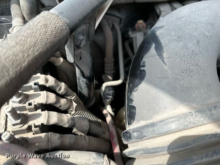 image for item NQ9313 2015 GMC Sierra 2500HD  Double Cab pickup truck