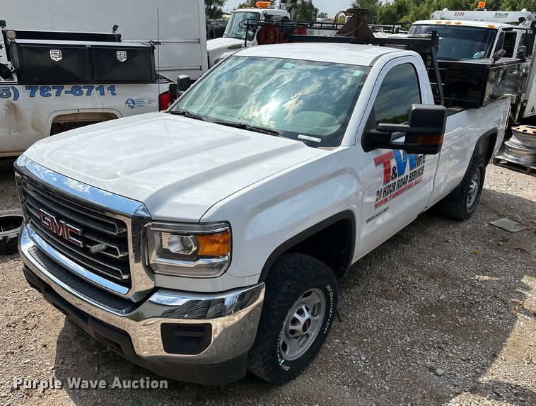 image for item NQ9314 2017 GMC Sierra 2500HD  pickup truck