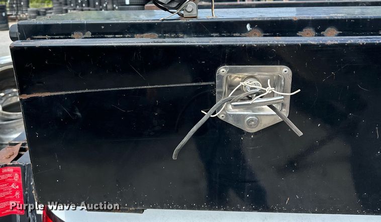 image for item NQ9314 2017 GMC Sierra 2500HD  pickup truck