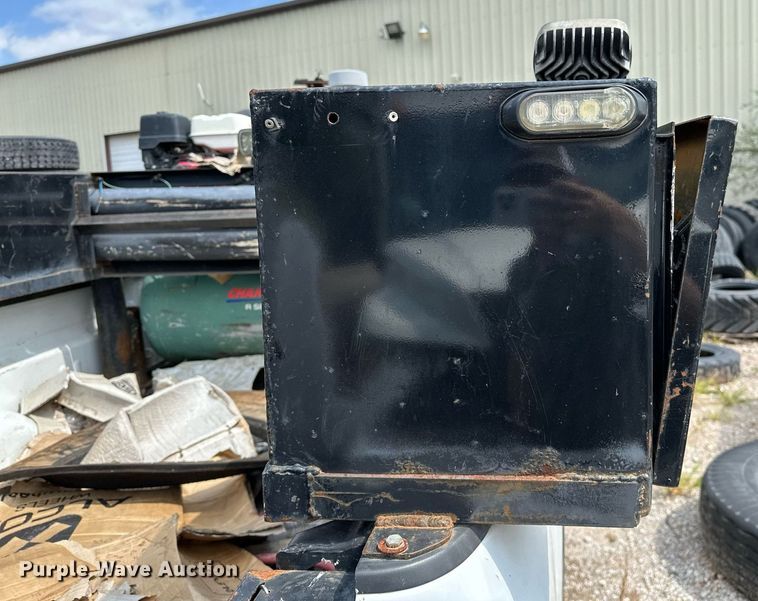 image for item NQ9314 2017 GMC Sierra 2500HD  pickup truck