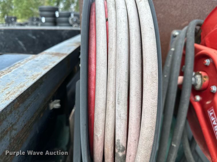 image for item NQ9314 2017 GMC Sierra 2500HD  pickup truck