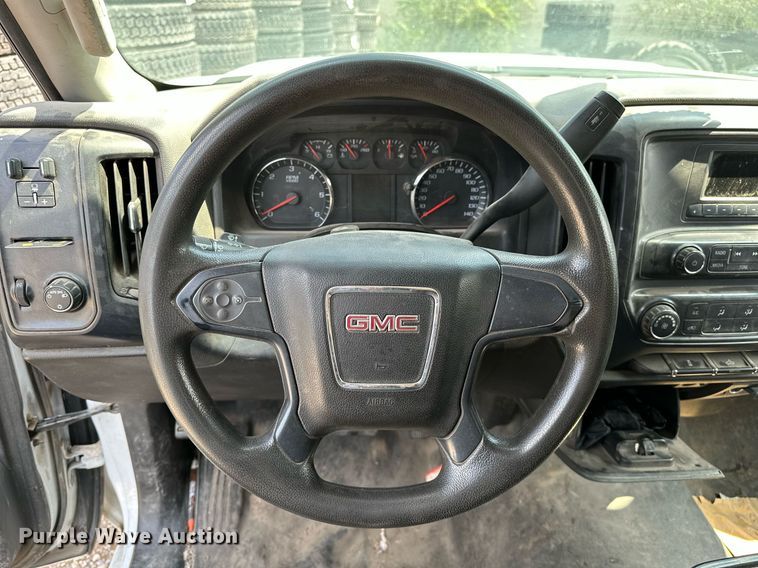 image for item NQ9314 2017 GMC Sierra 2500HD  pickup truck