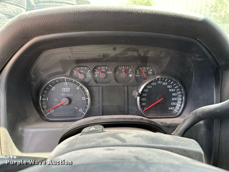 image for item NQ9314 2017 GMC Sierra 2500HD  pickup truck