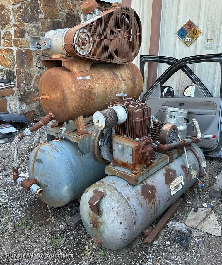 image for item NQ9329 (2) air compressors