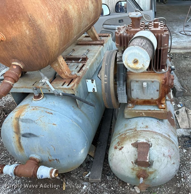 image for item NQ9329 (2) air compressors