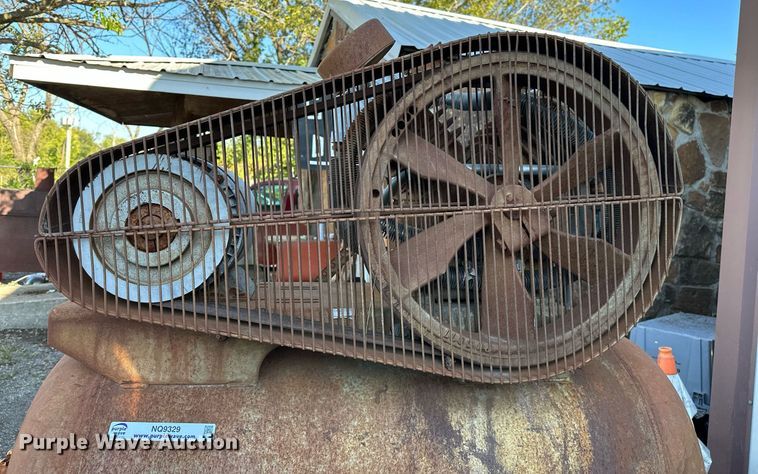 image for item NQ9329 (2) air compressors