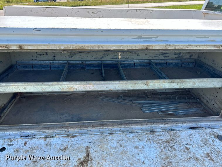 image for item NQ9792 2014 Ford F250  Super Duty XL  utility bed pickup truck