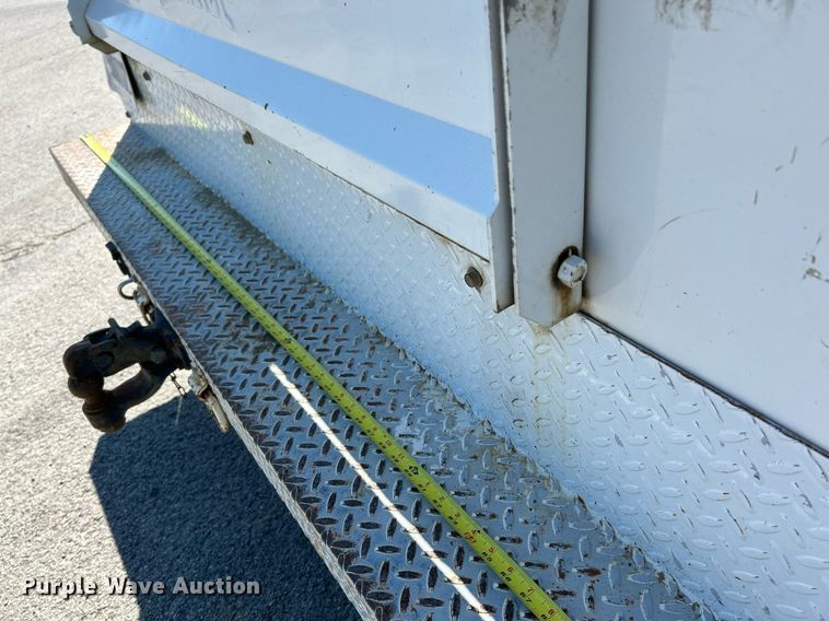 image for item NQ9792 2014 Ford F250  Super Duty XL  utility bed pickup truck