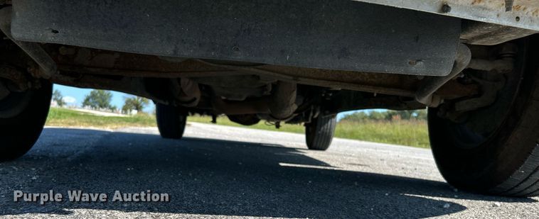 image for item NQ9792 2014 Ford F250  Super Duty XL  utility bed pickup truck