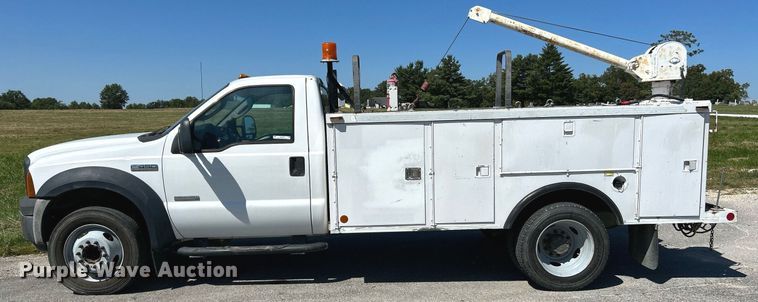 image for item NQ9793 2007 Ford F450 Super Duty  utility / service truck