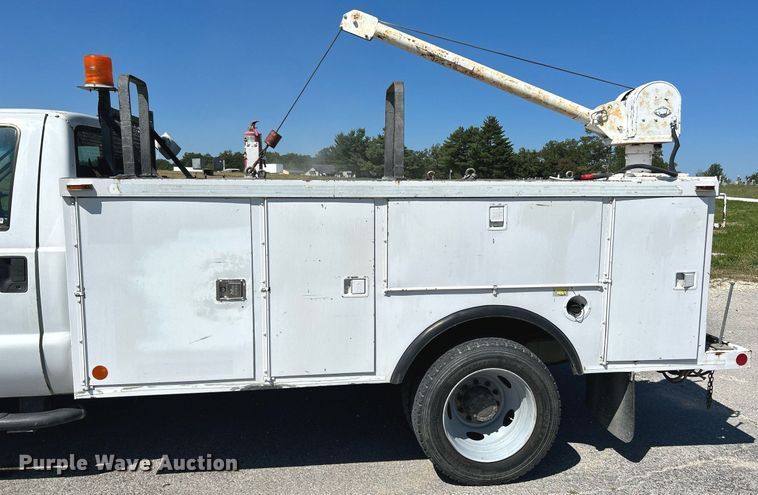 image for item NQ9793 2007 Ford F450 Super Duty  utility / service truck