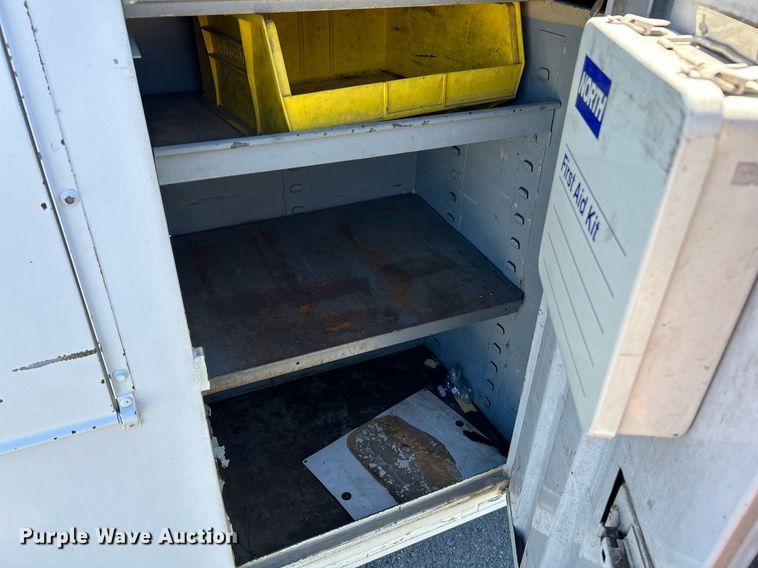 image for item NQ9793 2007 Ford F450 Super Duty  utility / service truck