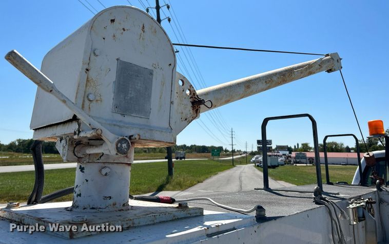 image for item NQ9793 2007 Ford F450 Super Duty  utility / service truck