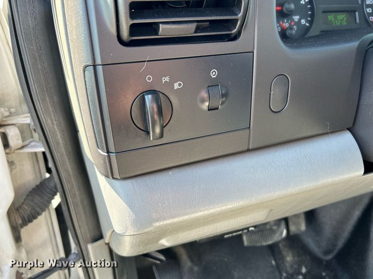 image for item NQ9793 2007 Ford F450 Super Duty  utility / service truck