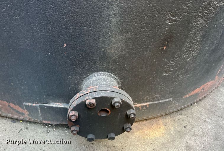 image for item NQ9800 Oil tank