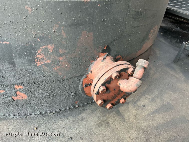 image for item NQ9803 Oil tank