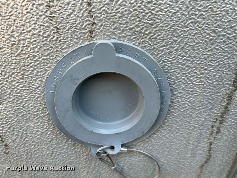 image for item NQ9808 Insulated horizontal oil tank