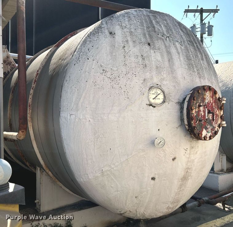 image for item NQ9809 Oil tank