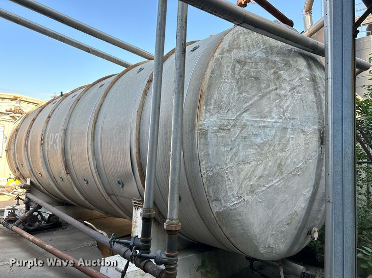 image for item NQ9809 Oil tank