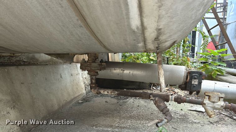 image for item NQ9809 Oil tank